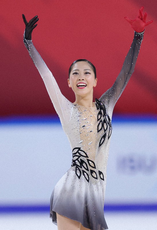 フィギュアスケート：フィギュアスケート 中国杯 女子 18歳吉田