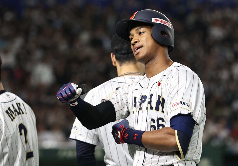 万波中正、140点満点の一発 強い大舞台「どうしても一本を」 | 毎日新聞