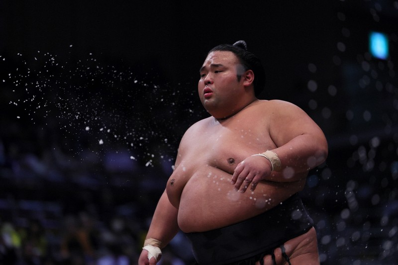 大相撲 大関・貴景勝が首の古傷悪化で休場 初場所4日目 | 毎日新聞