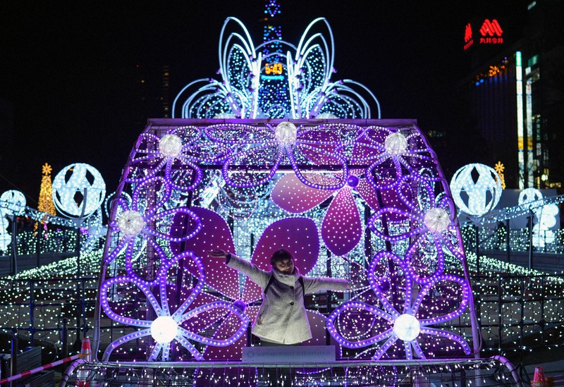 さっぽろホワイトイルミネーション開幕 [写真特集10/8] | 毎日新聞