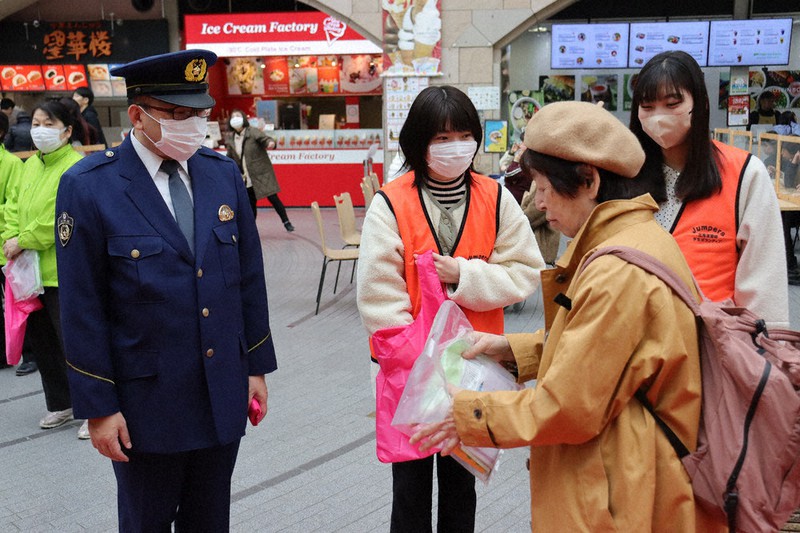 犯罪被害者、理解し支援を 道警など札幌で啓発 ／北海道 | 毎日新聞