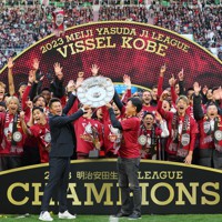 ヴィッセル神戸がサッカーJ1初優勝 [写真特集30/24] | 毎日新聞