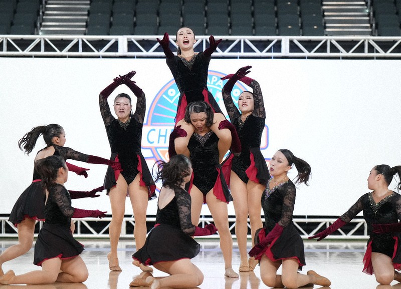 全日本選手権に3238人 華麗なチアダンス 高校チームなど毎日新聞社賞