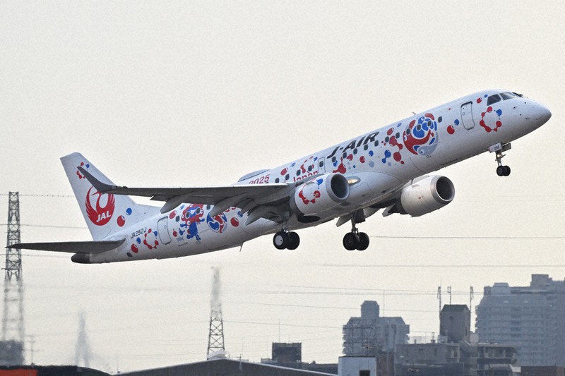 ミャミャ JAL ミャクミャクJET」の運航開始 2025年5月ごろまで運航 - TRAICY