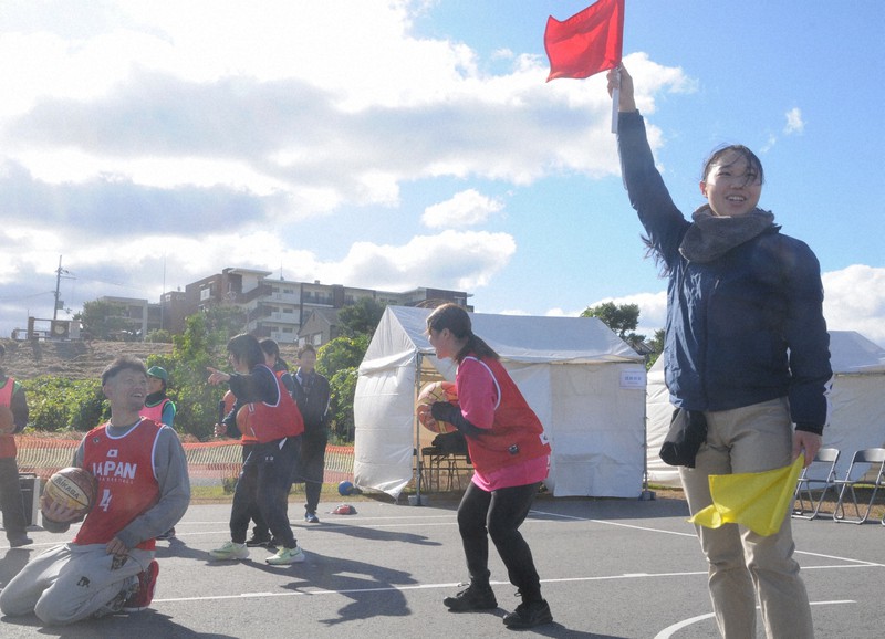 フィールドの向こうに：サインバスケという挑戦＝田原和宏 | 毎日新聞