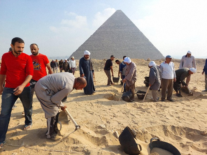 週刊EGYPT吉村作治監修(外観完成)ギザのピラミッド模型部品&案内付 週刊EGYPT吉村作治監修(外観完成)ギザのピラミッド模型部品&案内付