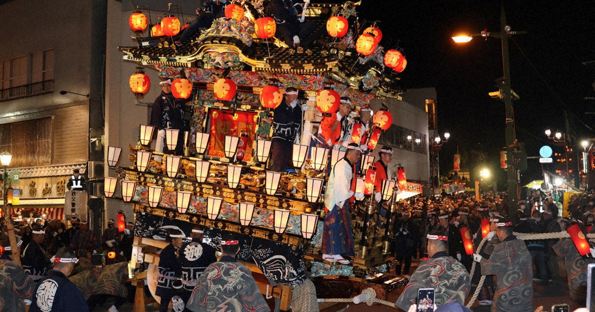 秩父夜祭の山車(中近)手作り模型 300年以上の歴史ある秩父夜祭をいつでも体感できる「秩父まつり会館