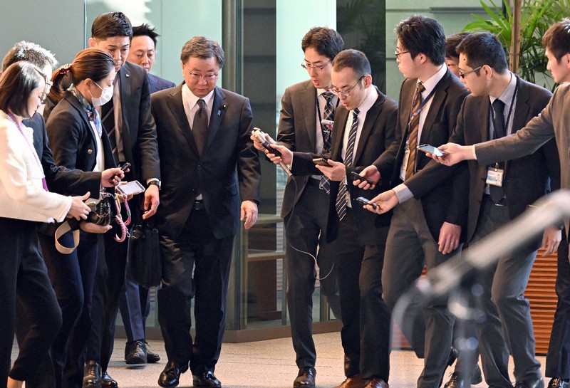 前、松野官房長官専用 sddefault.jpg