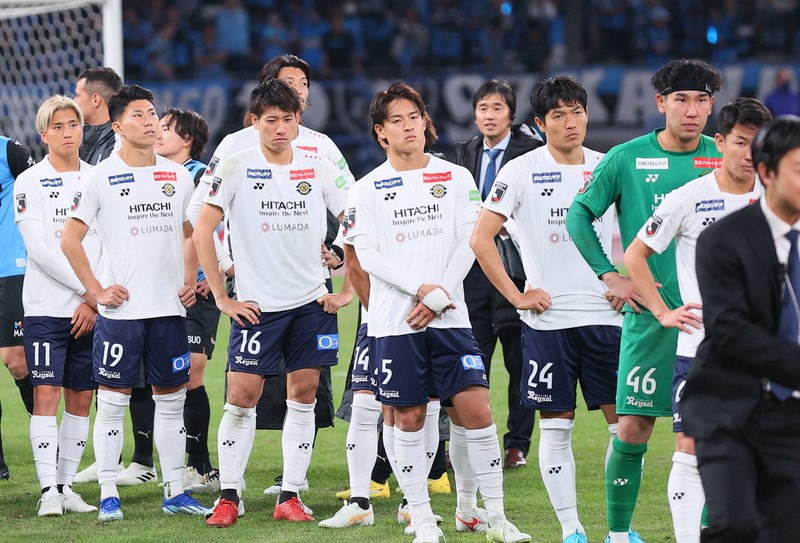 柏レイソル 第92回天皇杯全日本サッカー選手権大会 優勝Tシャツ　Lサイズ相当 柏レイソル 第92回天皇杯全日本サッカー選手権大会 優勝Tシャツ