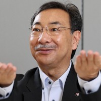 インタビューに答える名古屋市立大の千田嘉博教授＝名古屋市瑞穂区で2023年11月2日、兵藤公治撮影