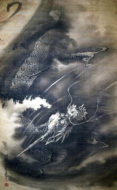 天に舞う躍動の竜 狩野永章「雲龍図」初公開 えとテーマ展 伝統技法の