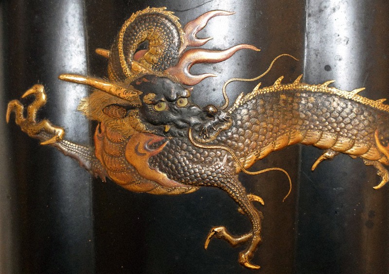 天に舞う躍動の竜 狩野永章「雲龍図」初公開 えとテーマ展 伝統技法の