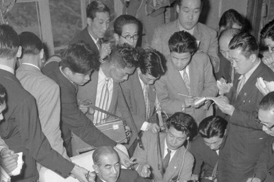 余録：西岸良平さんの漫画「三丁目の夕日」を実写化した映画シリーズに