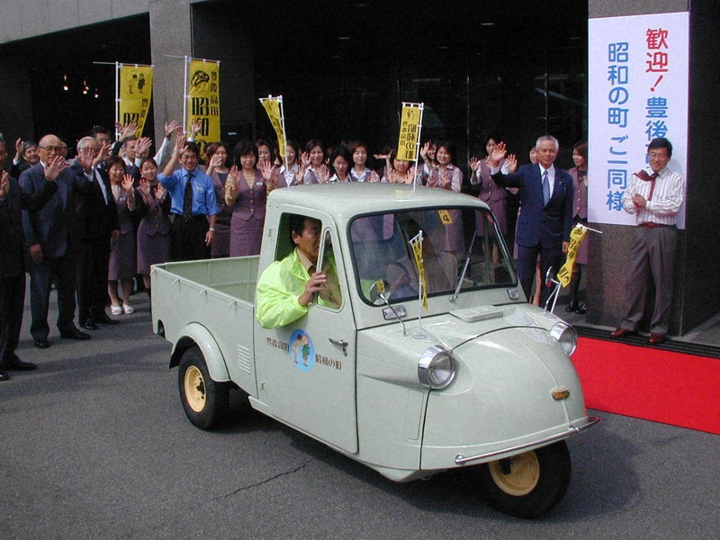 余録：西岸良平さんの漫画「三丁目の夕日」を実写化した映画シリーズに