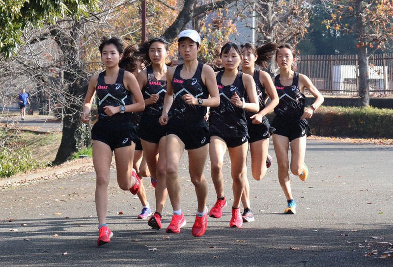 【本日値下げ】埼玉栄　駅伝部　ウェア上下セット 全国高校駅伝：埼玉栄アベック出場 チーム紹介／下 女子 思いを背負っ