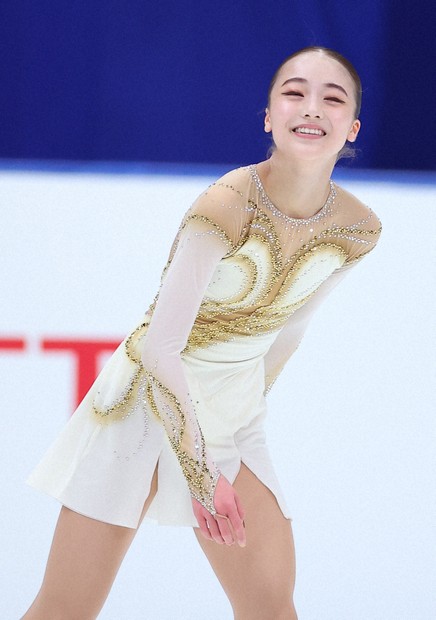 13歳上薗恋奈、伸び伸び滑り健闘の4位 全日本フィギュア | 毎日新聞