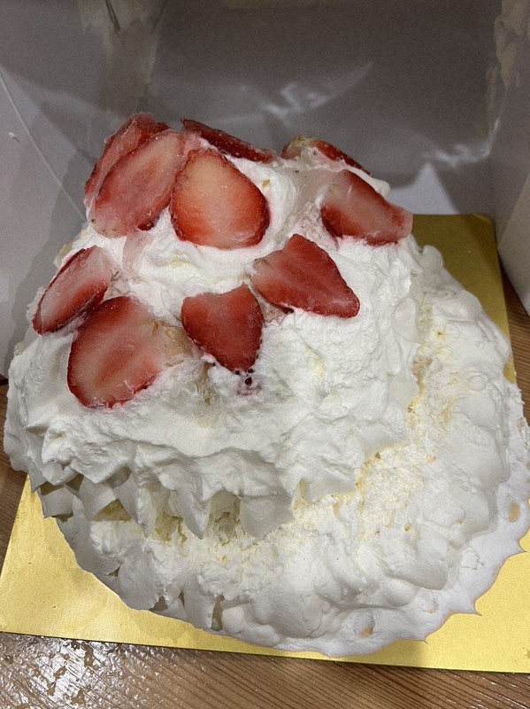 高島屋のクリスマスケーキ「届いたらぐちゃぐちゃ」 苦情370件 [写真