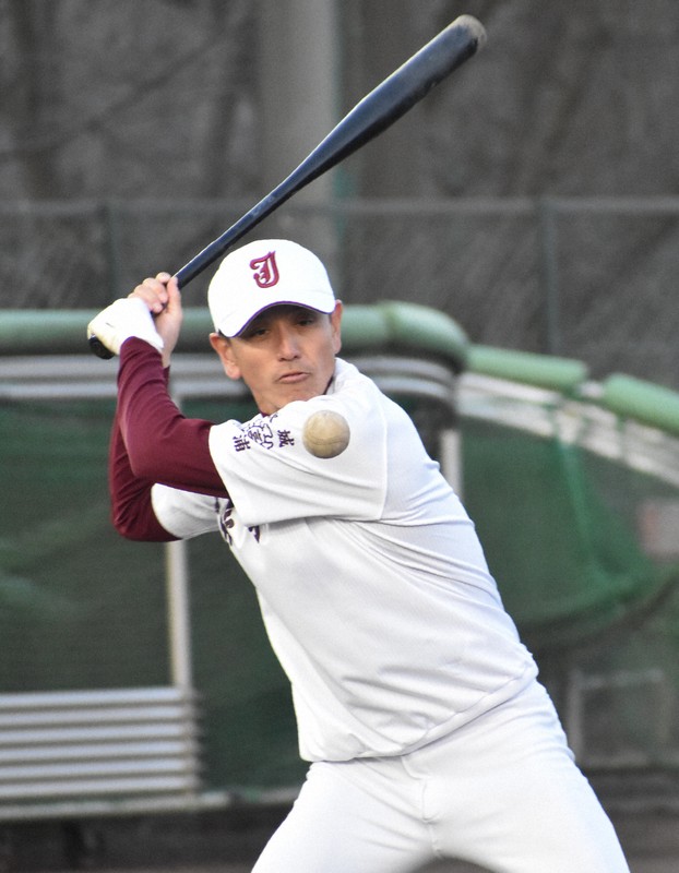 藤代出身ロッテ・美馬学、常総学院・松林部長と振り返る甲子園 | 毎日新聞