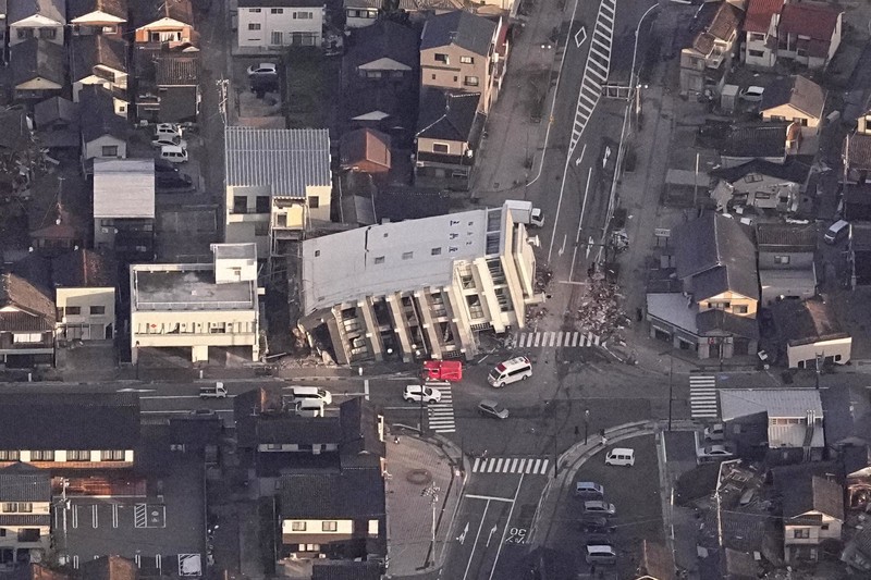 多くの建物、原形とどめず がれきも押し寄せ 能登半島地震上空ルポ