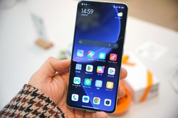 新しい割引方式の対象となるのは現在4機種。超急速充電に対応した高機能端末「Xiaomi 13T Pro」は最安12円になる