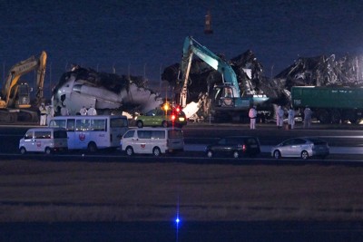 JALとANA、6日も196便欠航 羽田発着、3.2万人影響 | 毎日新聞