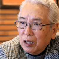 朝賀昭さん＝東京都世田谷区で2023年12月20日、和田大典撮影