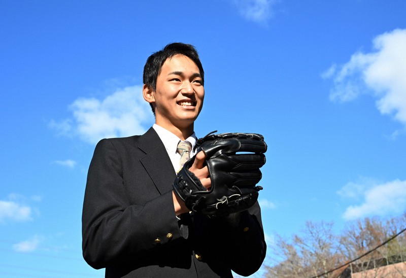 甲子園タオル　前田悠伍 Amazon.co.jp: 超プレミア 前田悠伍 甲子園タオル : おもちゃ