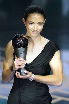 Barcelona's and Spain's Aitana Bonmati accepts the Best Women's Player award during the FIFA Football Awards 2023 at the Eventim Apollo in Hammersmith, London, on Jan. 15, 2024. (AP Photo/Kirsty Wigglesworth)