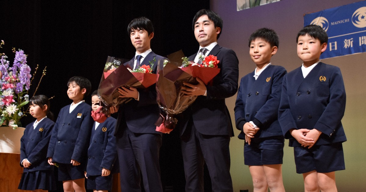 王将戦 前夜祭に将棋ファン400人、会場熱気に包まれる 佐賀 | 毎日新聞