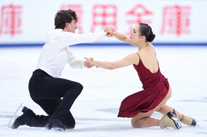 フィギュアスケート アイスダンス、三つどもえ時代 代表決定は異例