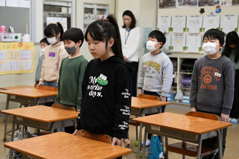 毎小ニュース：震災 地震から3週間 40の小中学校が再開 | 毎日新聞