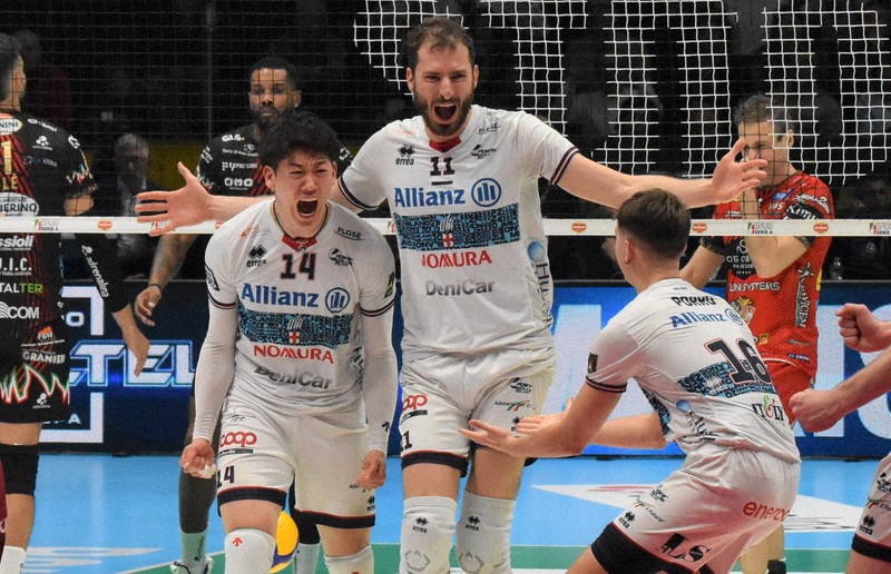 石川祐希のミラノ、ペルージャに惜敗 コパ・イタリア準決勝敗退 | 毎日新聞