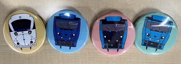 JR九州バッチ Amazon | JR九州 鉄道 缶バッジセット | バッジ