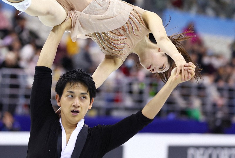 木原龍一(三浦璃来)エポック2024TEAM JAPAN3枚限定BLACKGEM りくりゅうら、華麗にエキシビション 観客を魅了 フィギュア4大陸