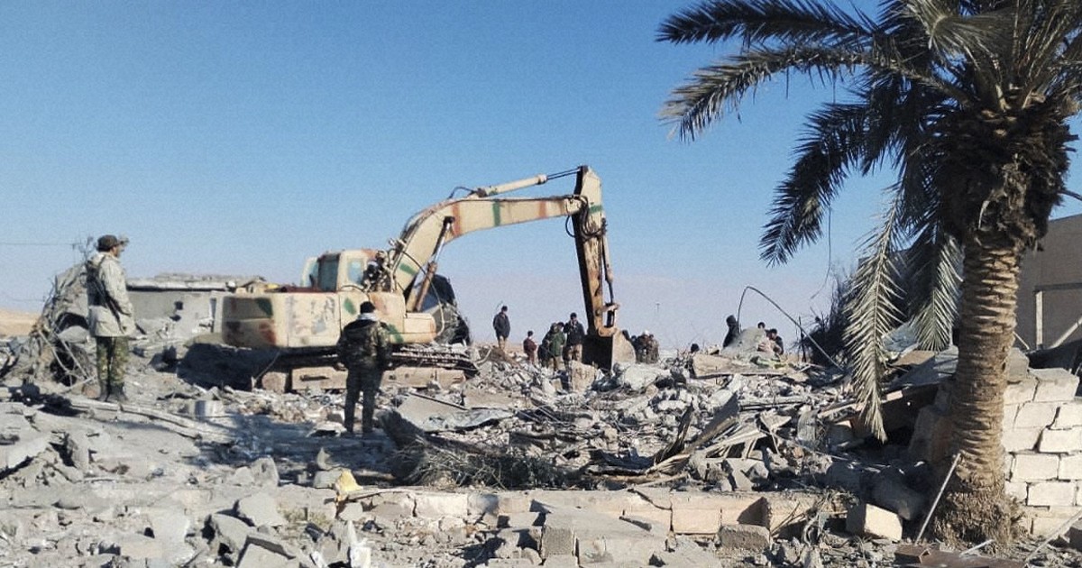 米軍の攻撃で死者45人に イラク、シリア国境地帯を重点空爆 | 毎日新聞