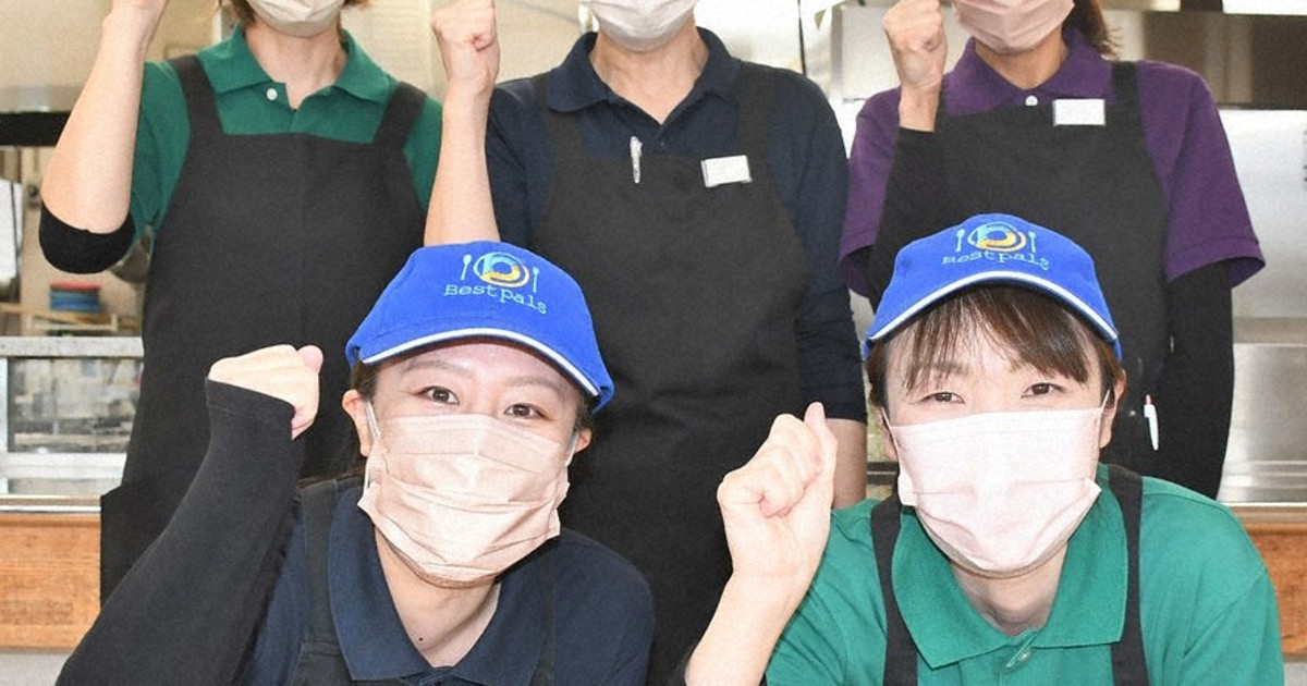 がんばれ近江！！：近江高学食パート従業員の皆さん ／滋賀 | 毎日新聞