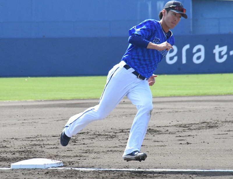 プロ野球・密着中：変わらない底抜けの明るさ DeNAドラ1度会隆輝の初