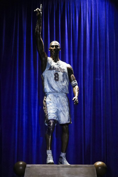 コービー・ブライアント　銅像　フィギュア　NBA 26センチ フィギュア コレクティブル リアルマスターピース 1/6 エンターベイ スポーツ