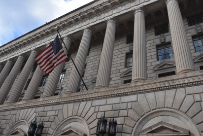 米商務省の庁舎＝2024年2月14日、秋山信一撮影