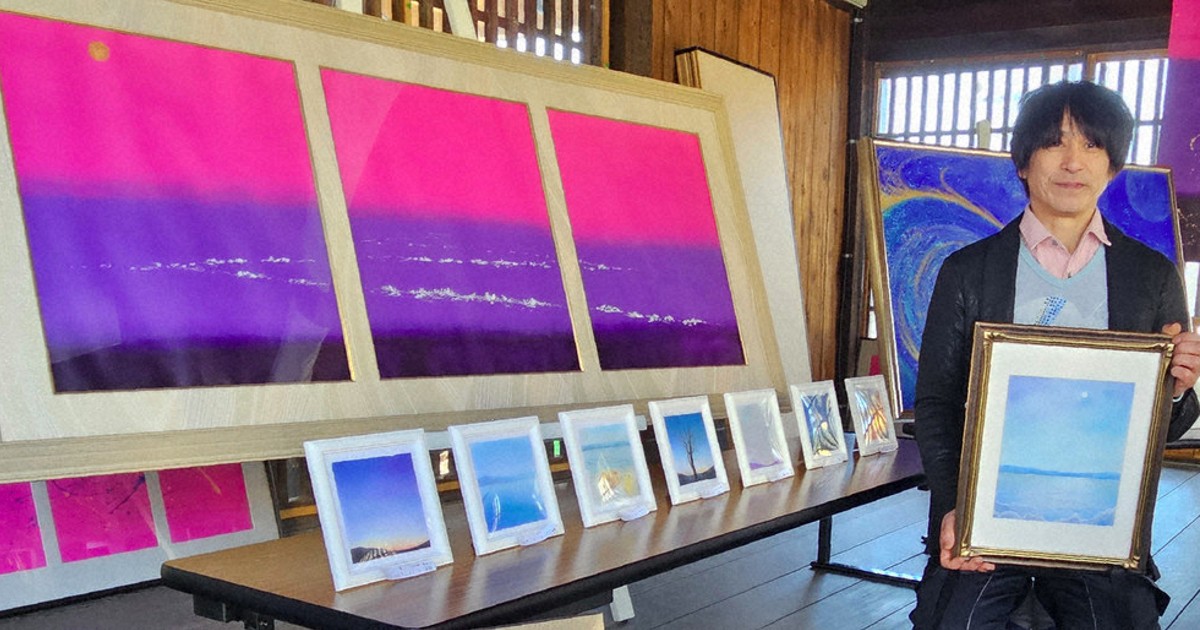 諏訪湖「御神渡り」湖面観察 30日間、体感描く 美容師の後藤さん50点