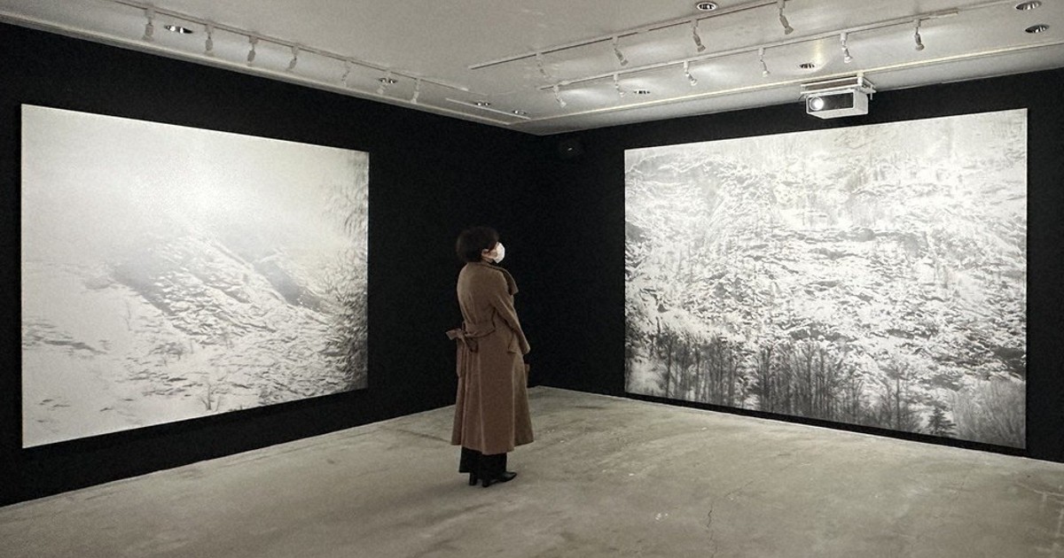 地球が刻んだ時間の躍動感 東京・代官山で釘町彰さん個展 | 毎日新聞