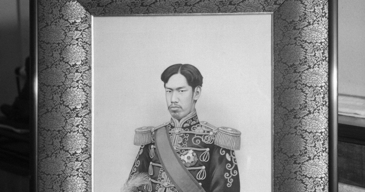 明治天皇と大正天皇、昭和天皇 [写真特集1/6] | 毎日新聞