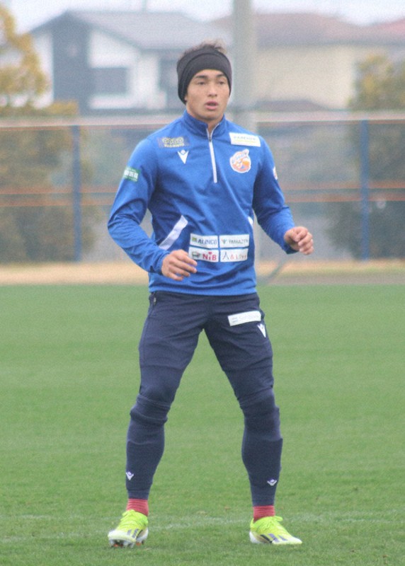 Vファーレン長崎 平和祈念 コンフィットTシャツ 山田陸 新作登場，大人気 Vファーレン長崎 2025 コンフィットTシャツ 山田陸選手24