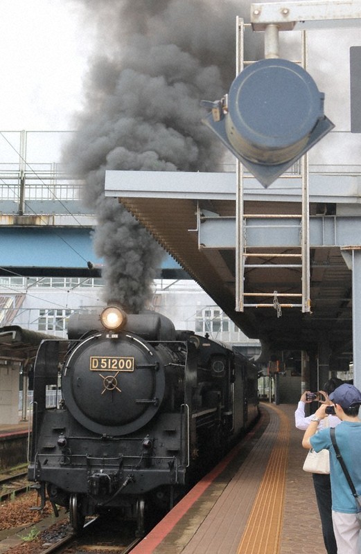 SLやまぐち、2年ぶり復活へ 修理終え5月にも運行再開 JR西 | 毎日新聞