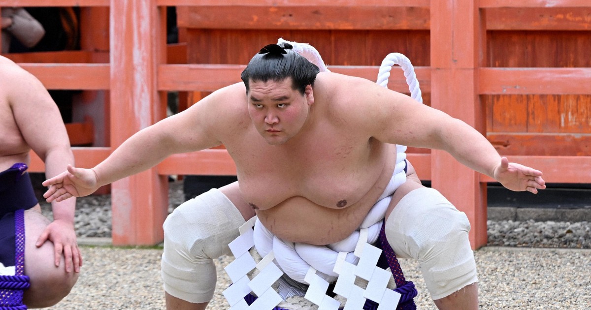 5年ぶり奉納土俵入り 照ノ富士、大阪初優勝へ意気込み 大相撲 [写真