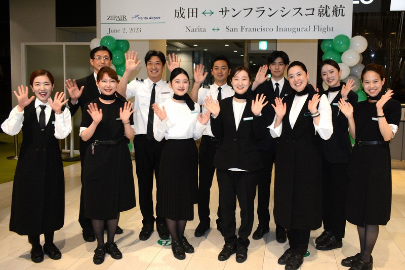 CAの身だしなみ、男女共通ルールに 服装や化粧…多様性尊重 [写真特集2