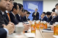 自民・茂木氏、新藤氏の政治団体に資金移動 野党は「脱法行為」追及