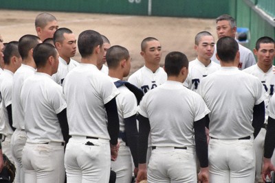 センバツ2024 大阪桐蔭 関西学院高に19－2 練習試合公開 ／大阪 | 毎日新聞