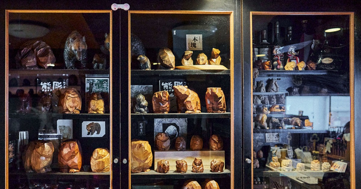 photoリポート 八雲宿す「木彫り熊」 ／北海道 | 毎日新聞