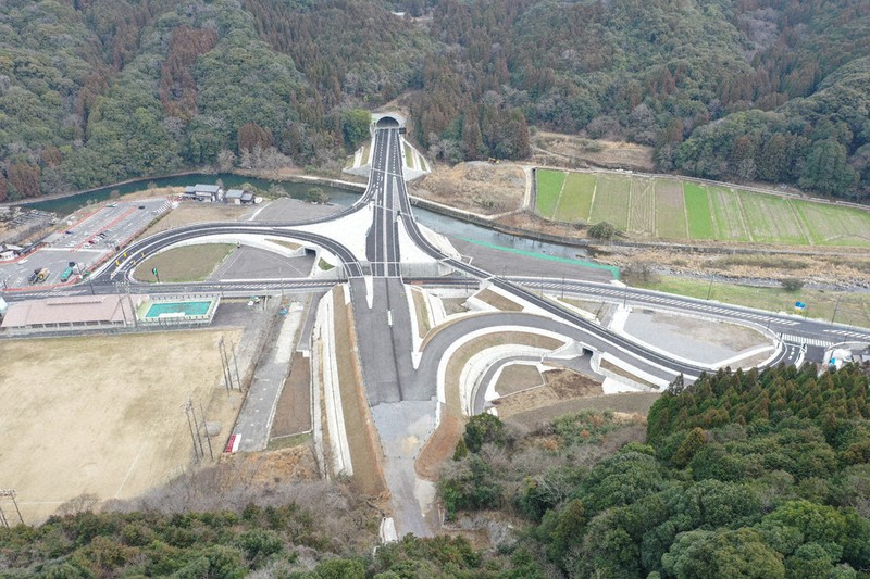 田口－青の洞門、開通 24日 中津日田道路の5．3キロ ／大分 | 毎日新聞